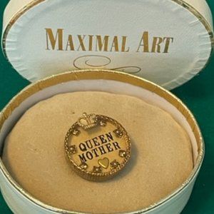 Maximal Art Queen Mother Pin
